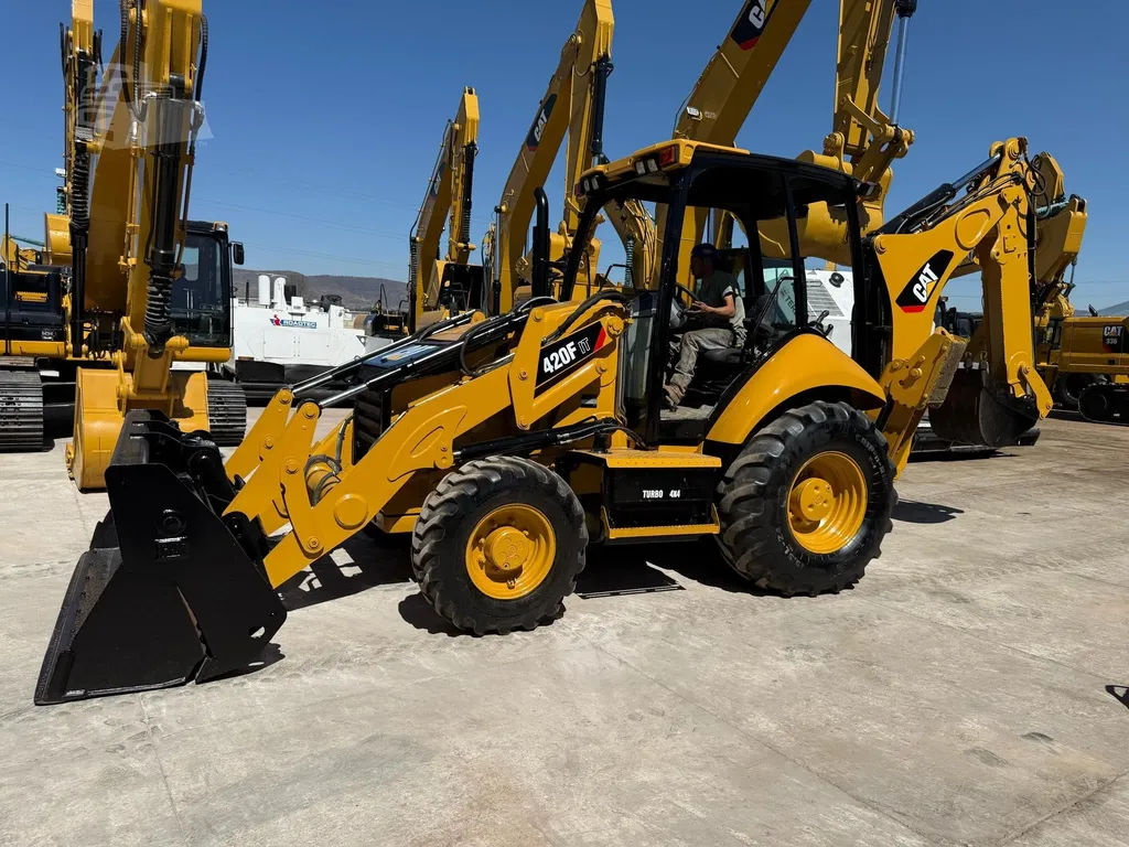 2013 Caterpillar 420F IT Backhoe