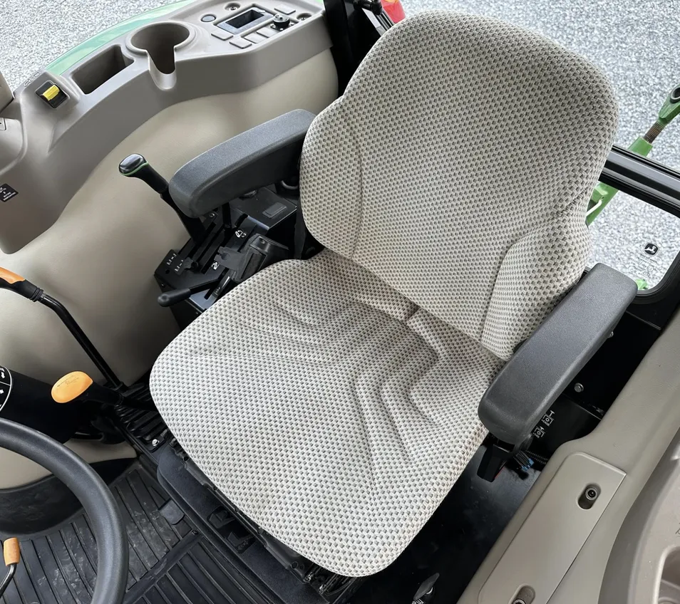 2018 John Deere 5075E